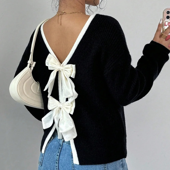 Sweaters - Colorblock Ribbed Crew Neck Long Sleeve Sweater
